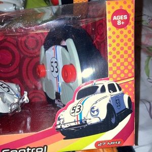 HERBIE FULLY LOADED 1:18 Volkswagen Full Function Radio Control NEW